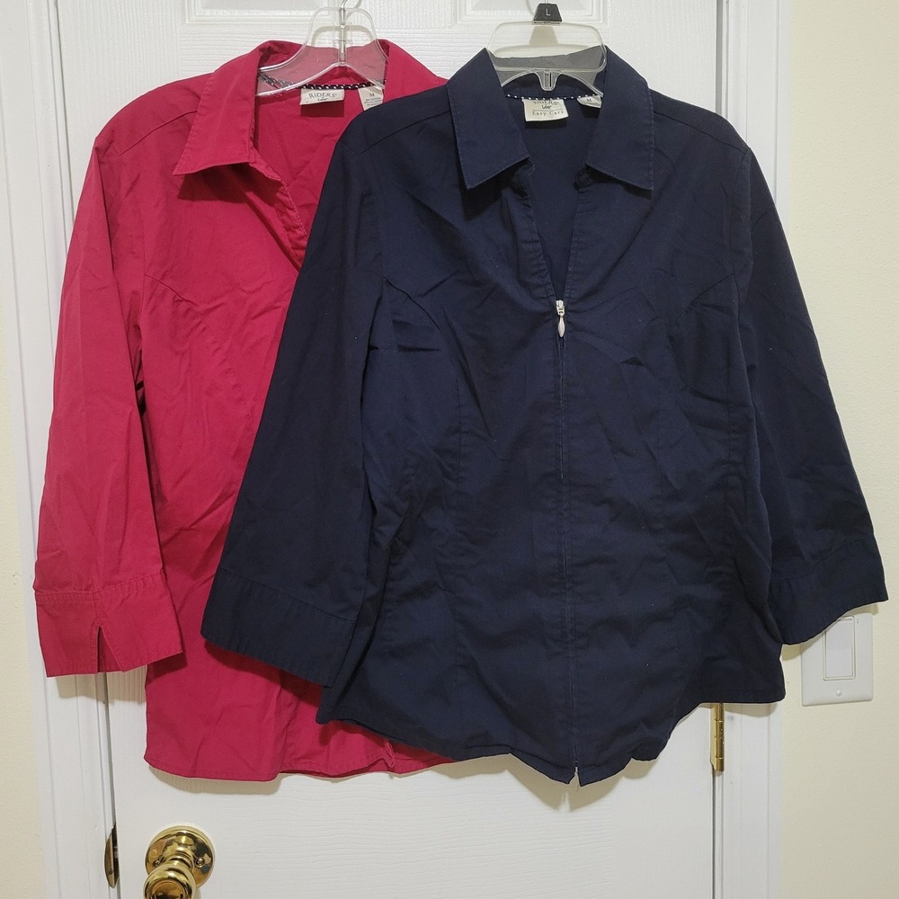 Lot of 2 Riders by Lee Easy Care Shirts Medium Pink Button Up Navy Zip Front